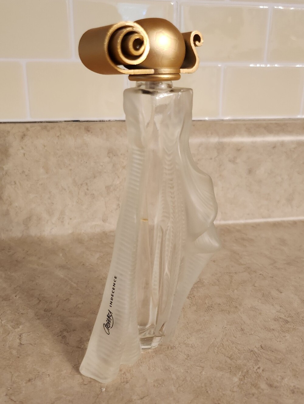 Givenchy Organza Indecence Perfume Bottle
